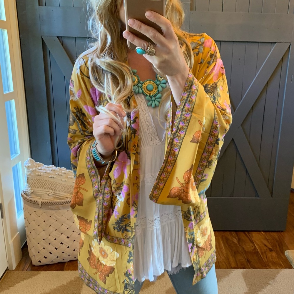 The Wyoming Floral Kimono Cardigan Jacket